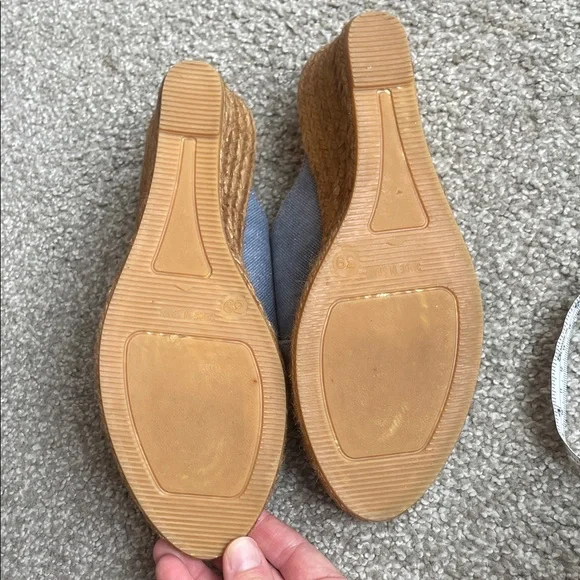 Eric Michael Denim Shimmer Blue Wedge Sandals - Size 39 (8) - Picture 7 of 8